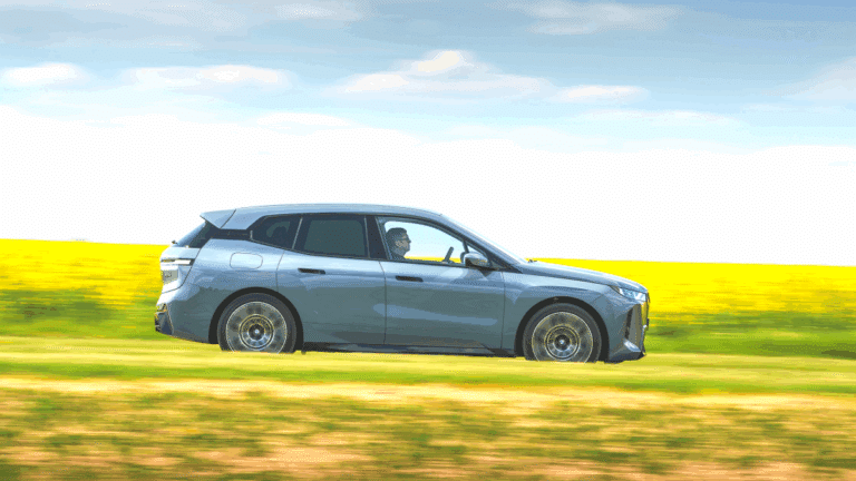 BMW 뉴 iX 국내 출시