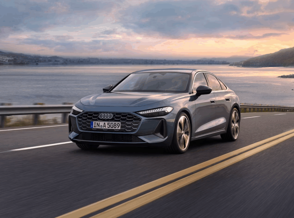 더 뉴 아우디 A5 8월의 차 선정