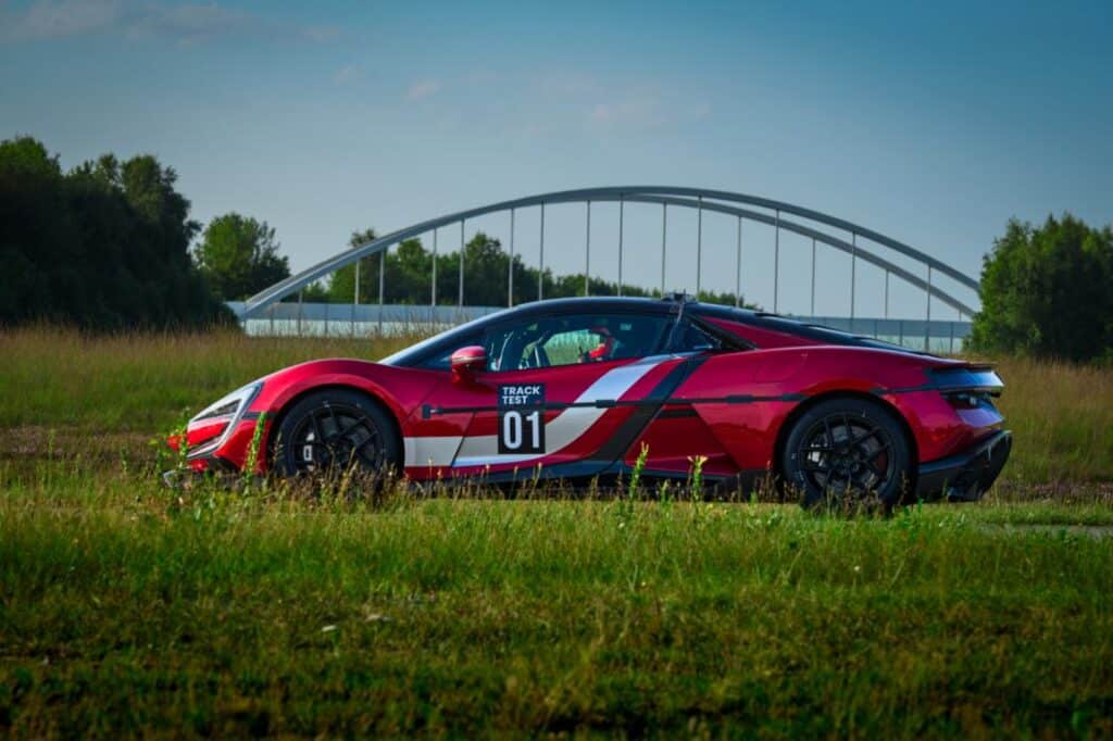 양왕 U9 트랙 에디션 전기차 속도 신기록