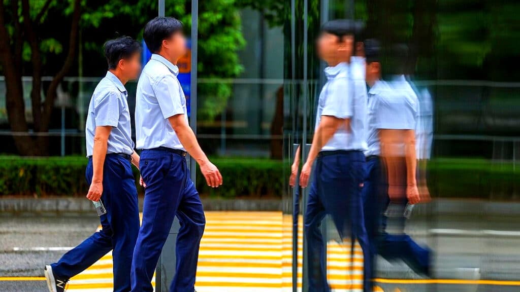 "아들도 아빠도 한숨만 쉽니다"... 우려하던 상황 결국 벌어졌다, 무슨 일이? 1 고용