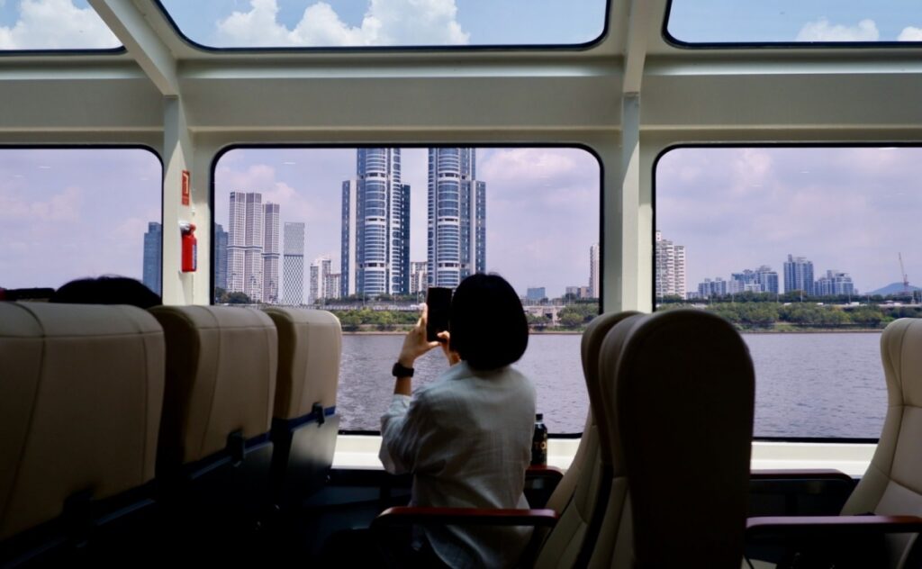 혈세 1500억 쏟아붓더니 "이럴 줄 알았다"... 알고 보니 '그림의 떡' 된 사연 3 한강버스