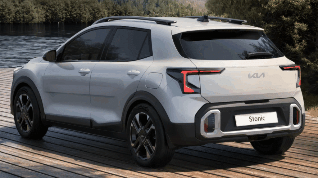 "한국에선 단종됐는데"...역대급 디자인으로 부활한 국산 크로스오버 5 기아 신형 스토닉 제원