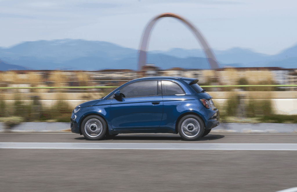 피아트 500 하이브리드 토리노 제원