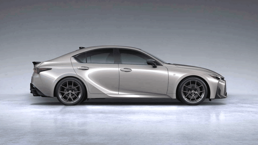 "벤츠도 아우디도 아니었네?".. 드라이빙 즐거움 극대화한 신형 세단, '특별함' 뭔지 봤더니 1 2026 렉서스 IS 성능