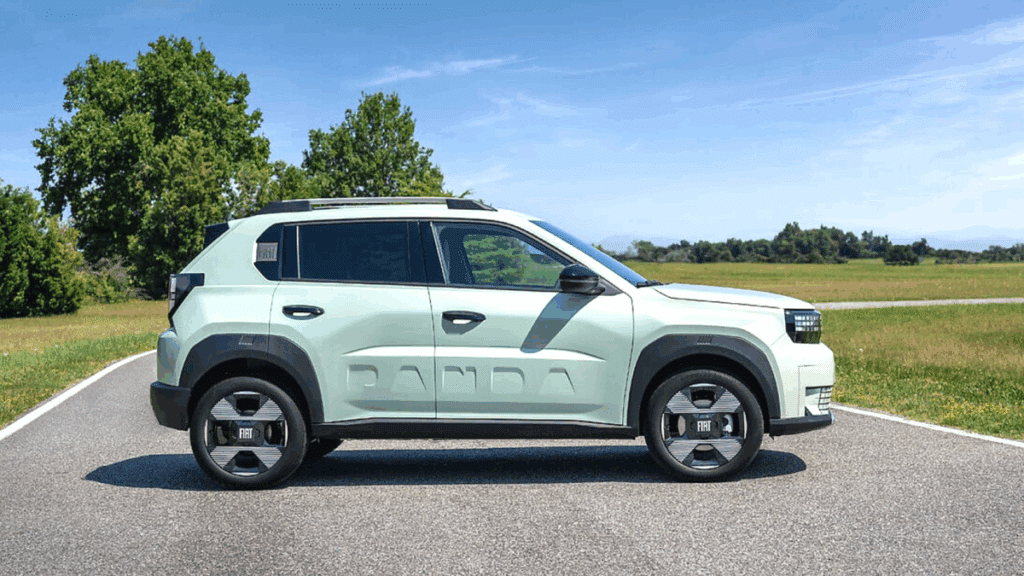 "캐스퍼, 이제 어쩌나"...도로 위 시선 '강탈', 신형 SUV 등장 1 스텔란티스 피아트 그란데 판다 패트롤 성능