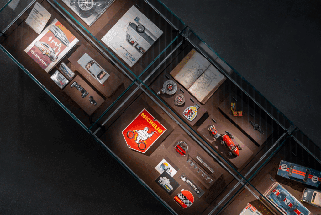 "차가 한 대도 없는데 초대박"…강남 한복판에 등장한 현대차의 '깜짝 변신' 3 현대 모터스튜디오 서울 리뉴얼 오픈