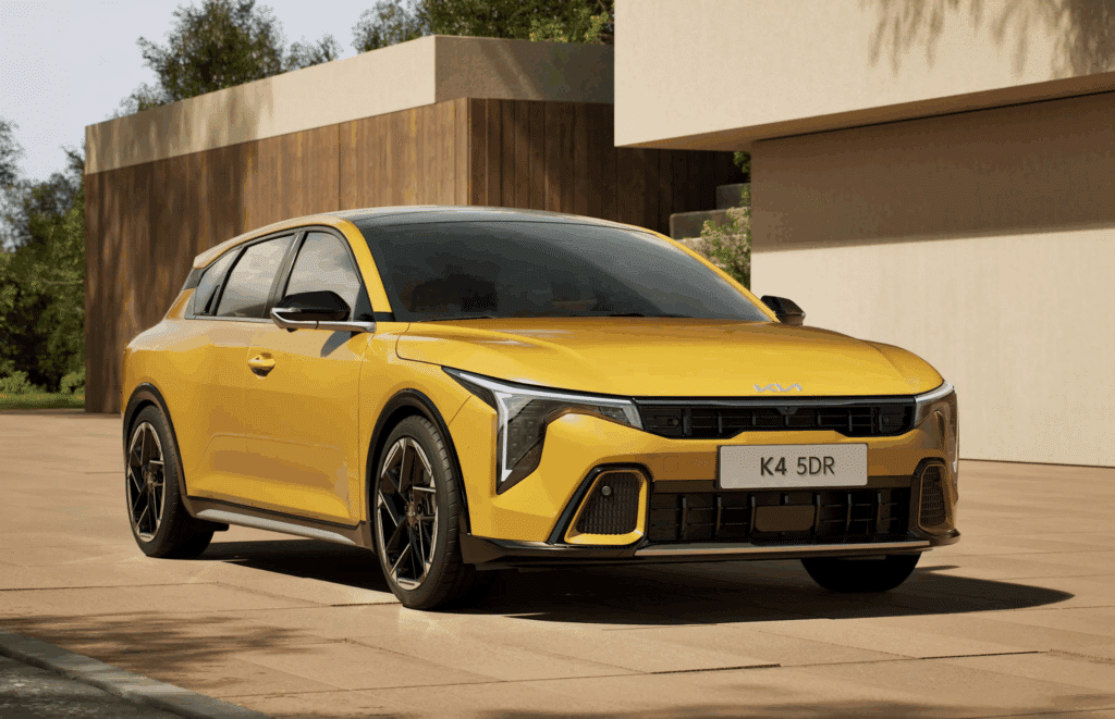 기아 K4 해치백 유럽 출시