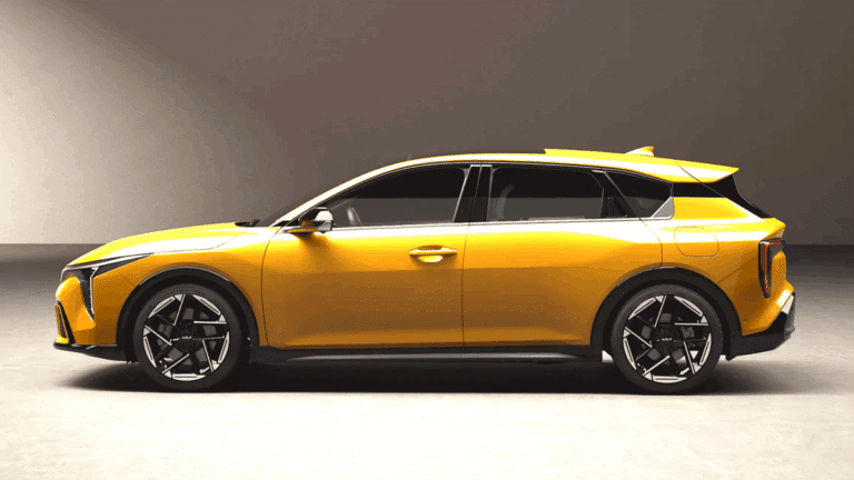 기아 K4 해치백 제원