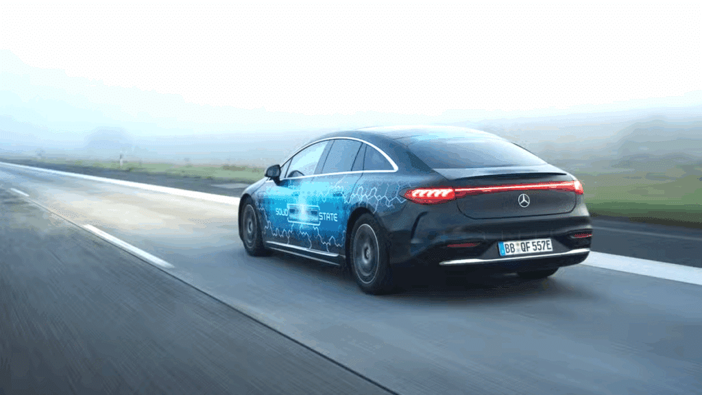 벤츠 EQS 1205km 주행