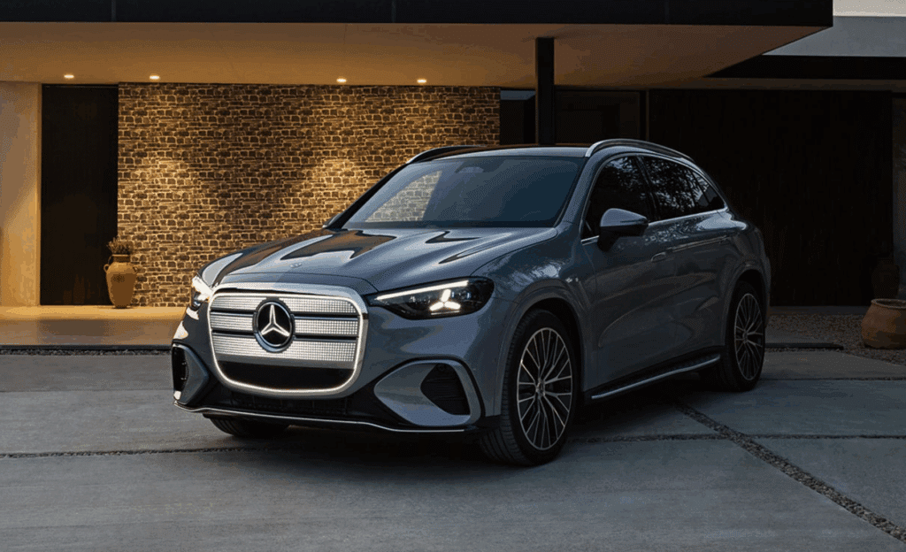 "이거 진짜 맞아?"… 벤츠의 충격 선언, ‘럭셔리’ 버리고 '끝장 승부' 2 벤츠 2027년까지 신차 40종 출시