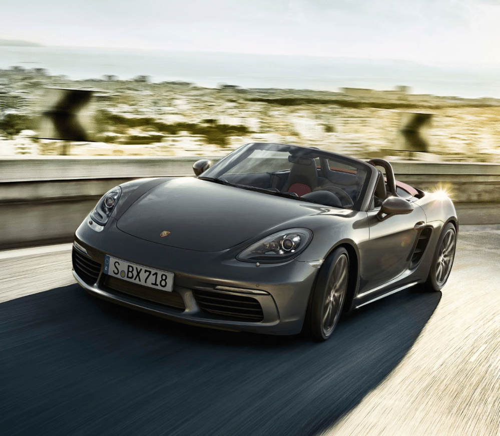 "3년 만에 말 바꿨다"…포르쉐의 급선회, 전기차 믿고 산 사람들 '어쩌나' 2 포르쉐 718 박스터 내연기관 적용