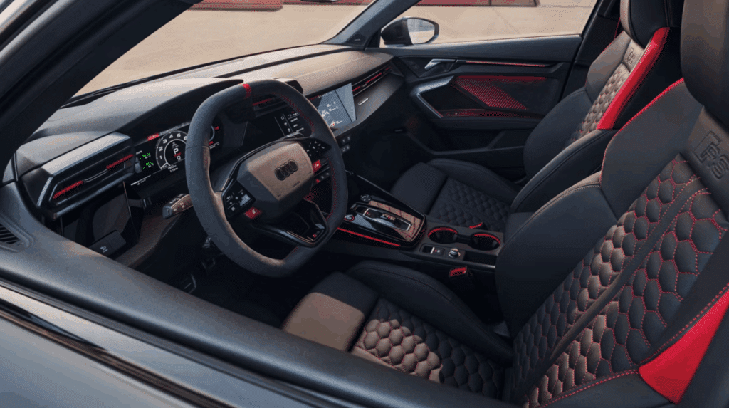 더 뉴 아우디 RS3 제원