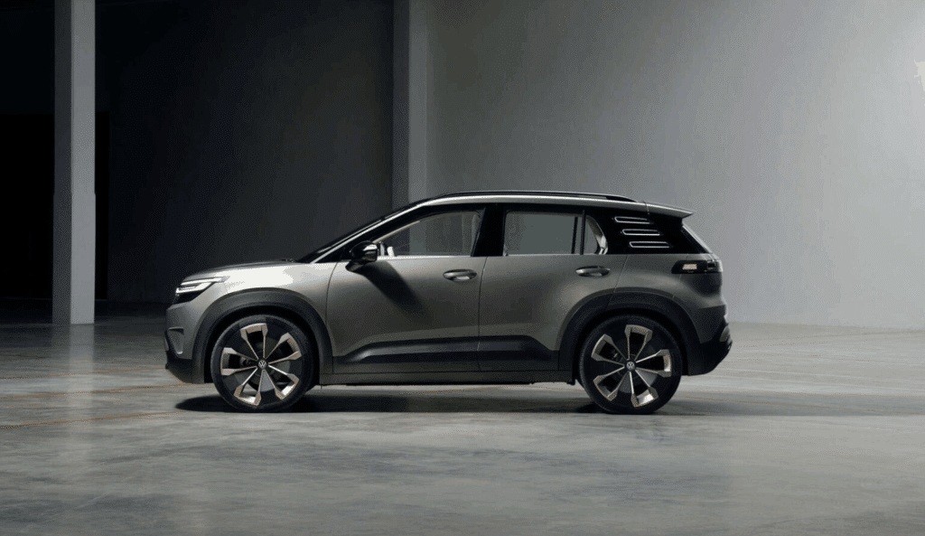 운전자들 '분통' 터지더니 "드디어 정신 차렸나"...폭스바겐 결국 3 폭스바겐 ID. 크로스 콘셉트 디자인