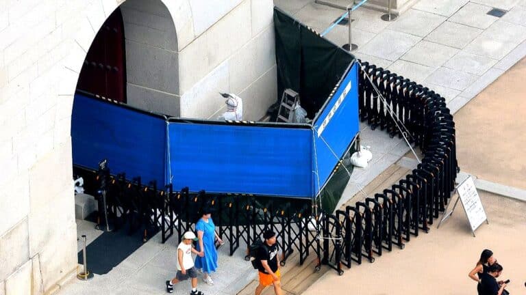 문화재 훼손 사건 반복