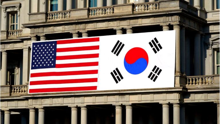 HD현대 군수지원함