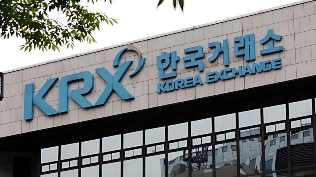 Foreign Investors Are Turning to LG (2)