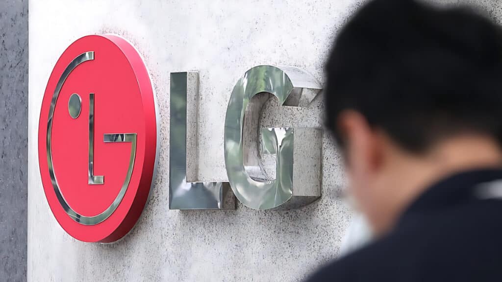 Foreign Investors Are Turning to LG (3)