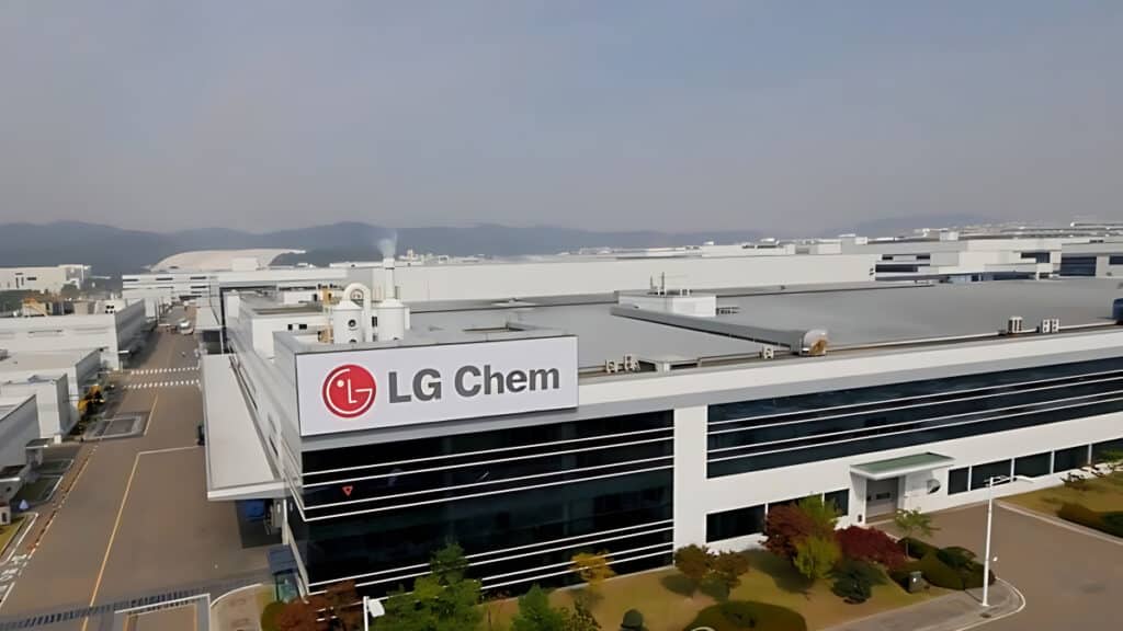 Foreign Investors Are Turning to LG (6)