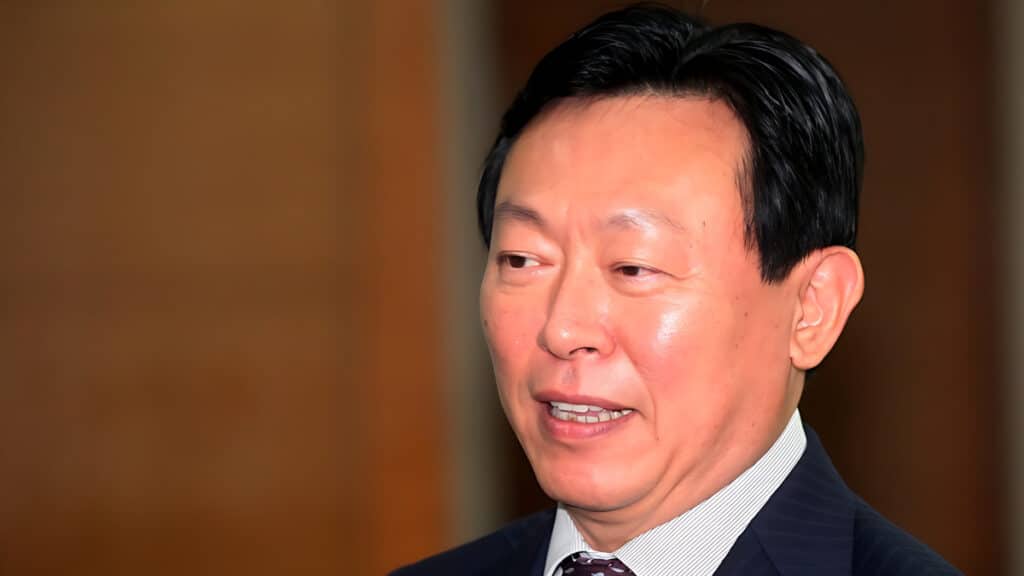 Highest-paid CEO in Korea (2)