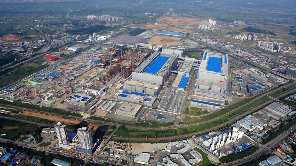 "순식간에 5배 껑충"…승부수 띄운 'SK하이닉스' 이유는 5 Hynix Yongin Semiconductor Cluster (5)