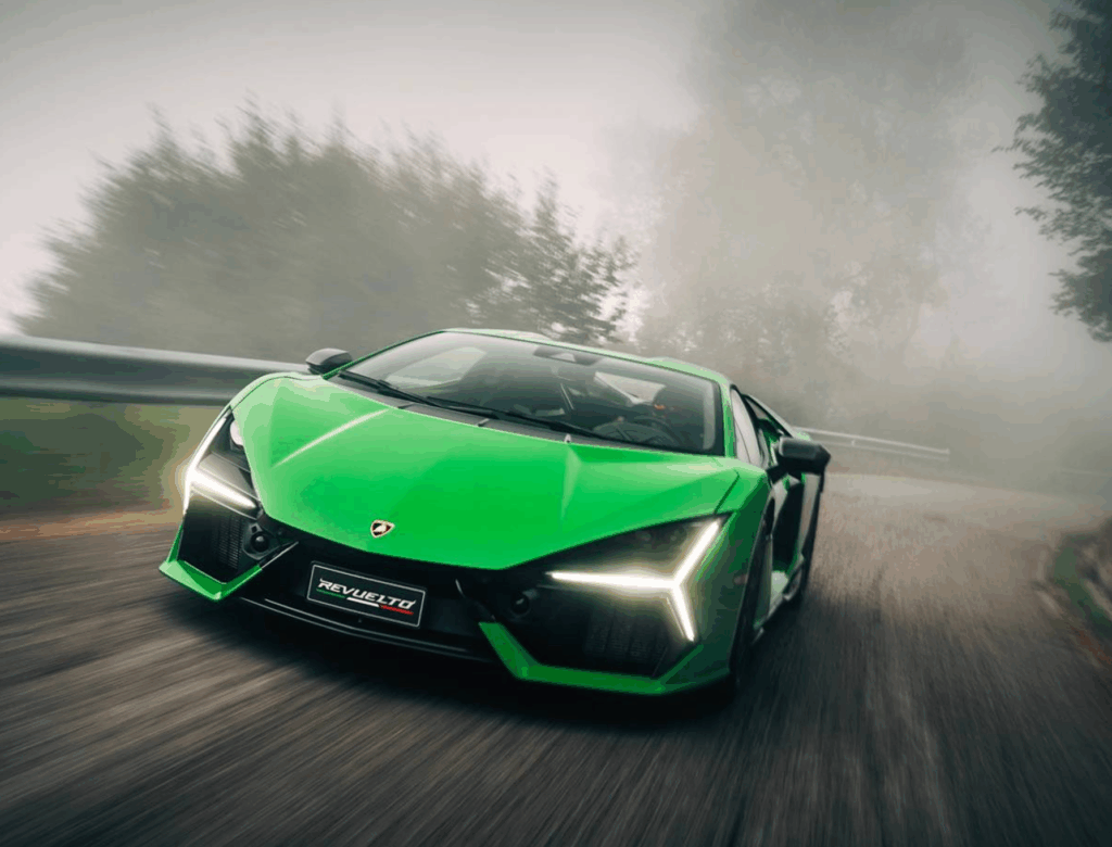 "페라리 계약 취소"..마침내 공개된 V8 하이브리드 슈퍼카, 주문 폭주 '실화?' 5 람보르기니 2025년 매출