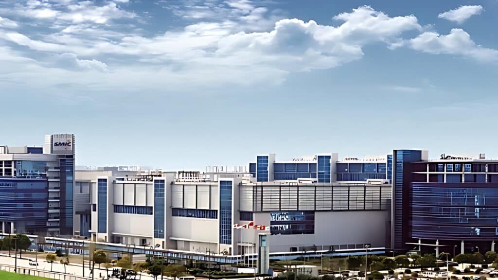 SMIC net profit surges (5)