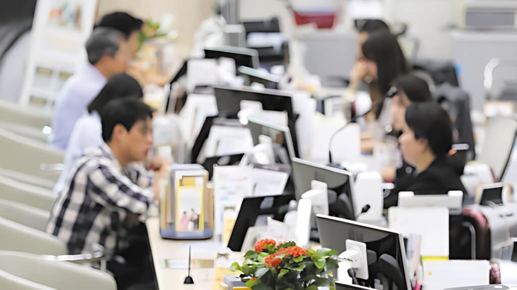 shutting down household loans (3)