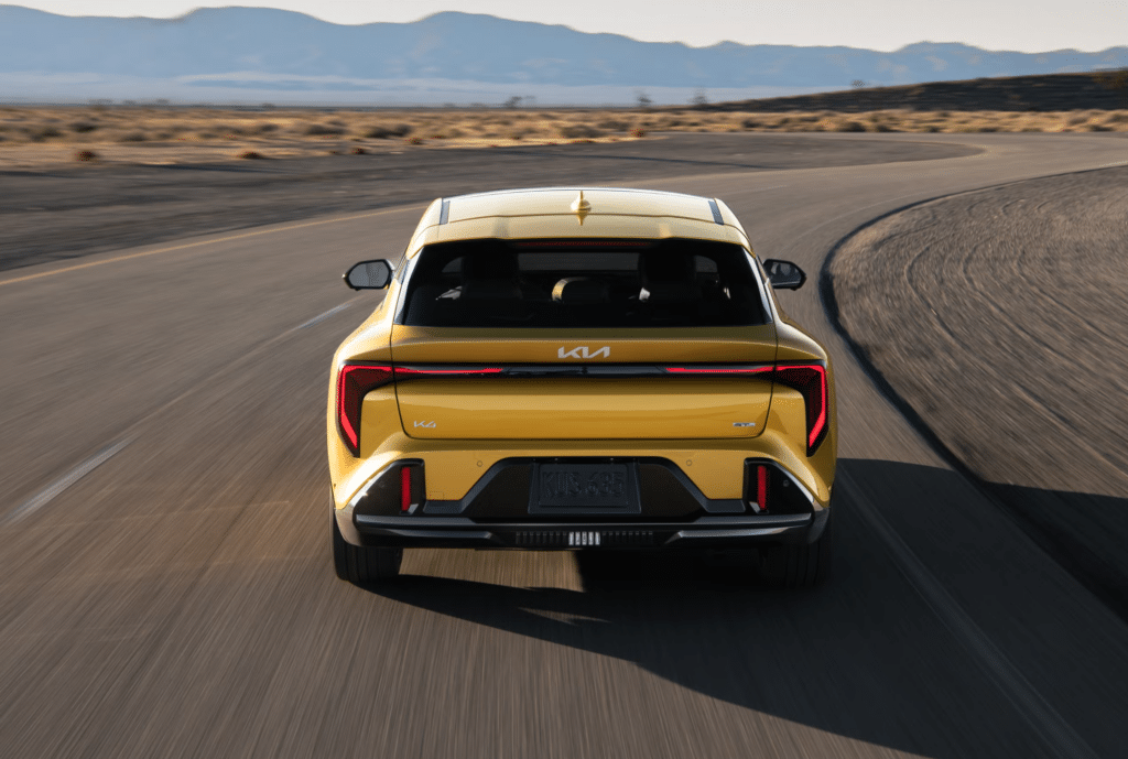 2026 기아 K4 해치백 제원