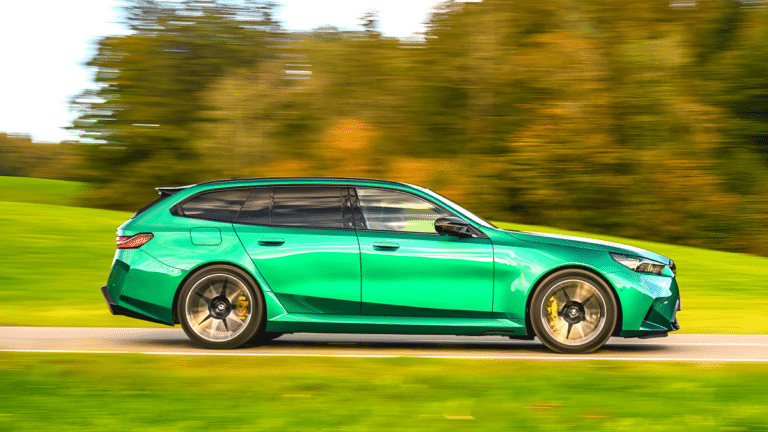 BMW 뉴 M5 투어링 제원