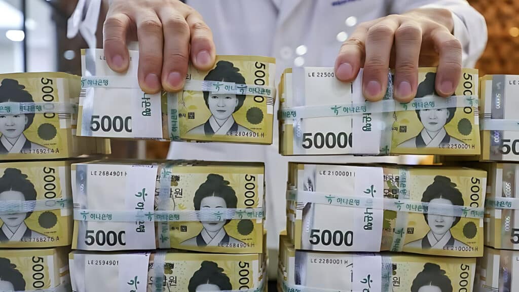 Corporate Can Loans Increase (7)