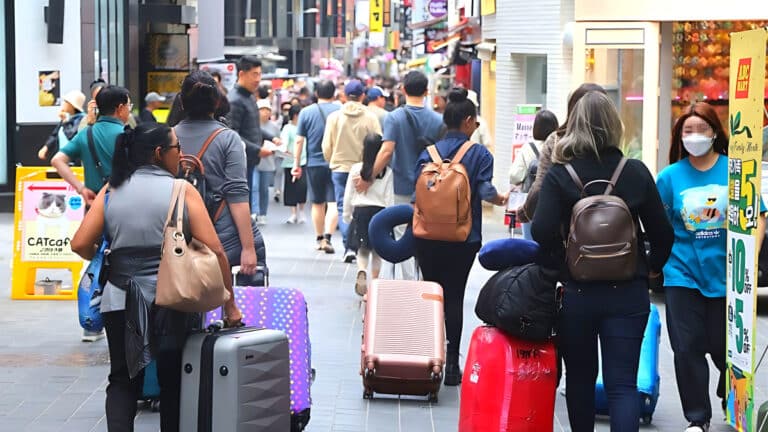 Olive Young surpasses 1trillion won