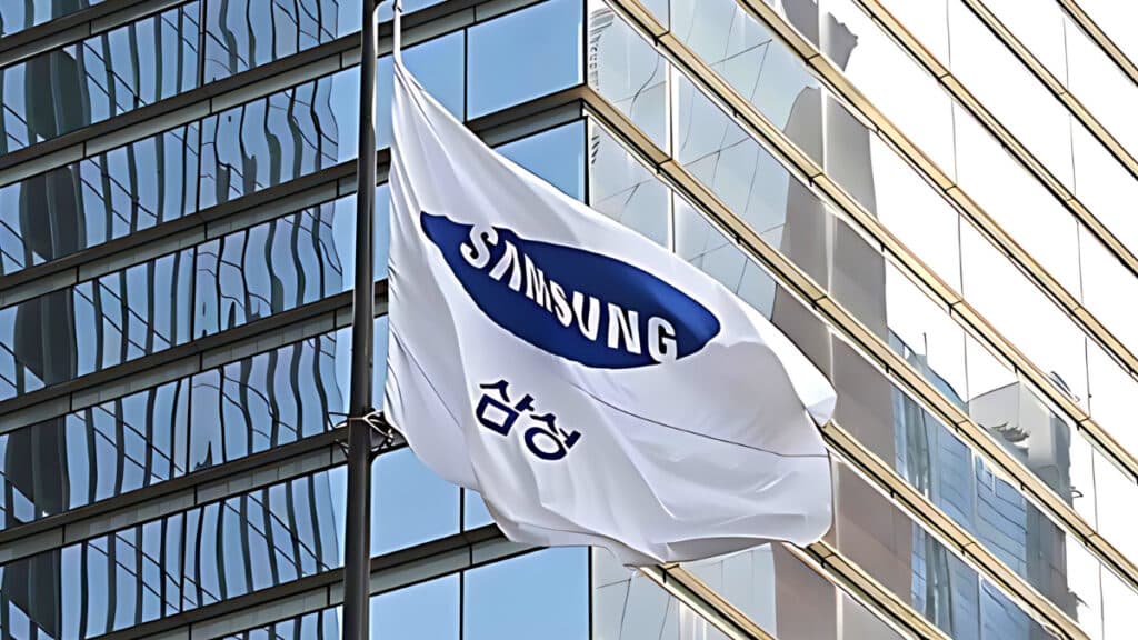 Samsung D-RAM Reclaims First Place