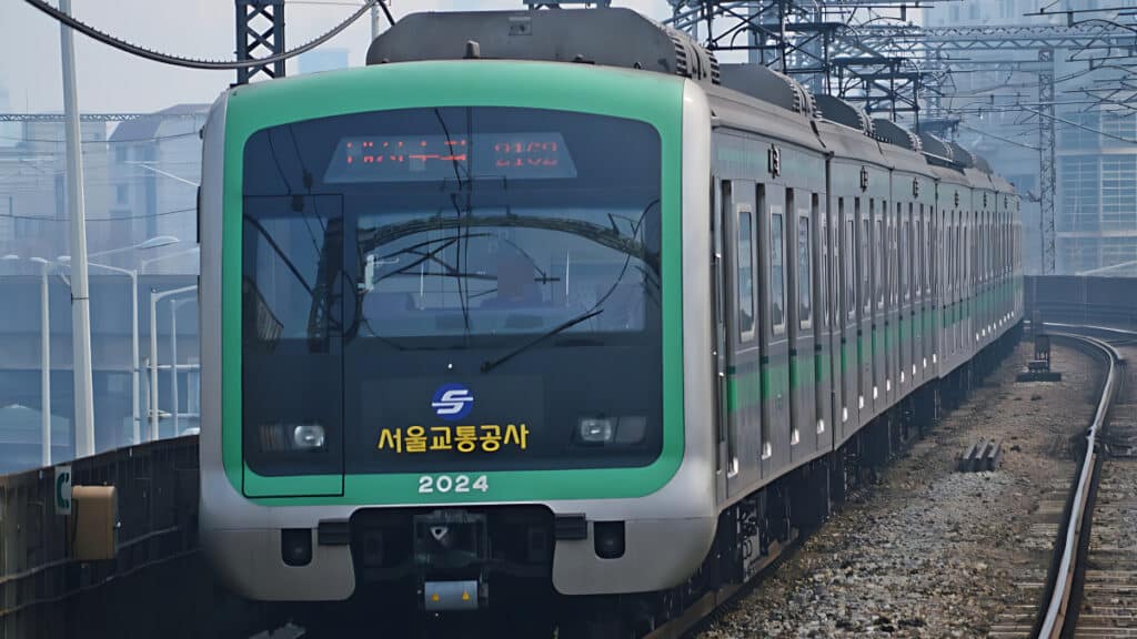 a general strike on the subway (2)