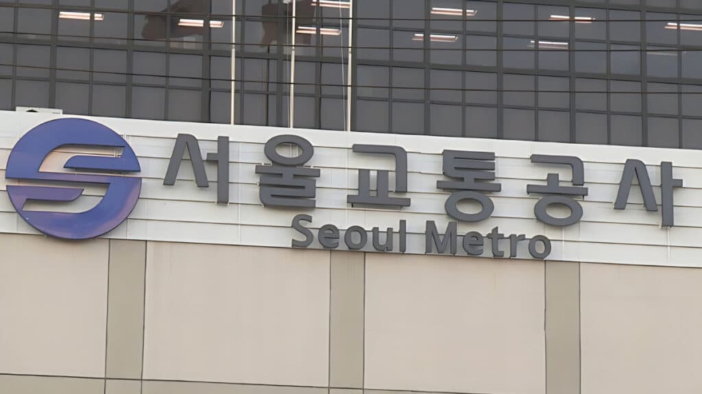 a general strike on the subway (3)