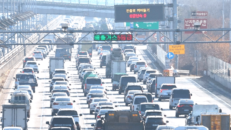 경유차 판매량 10만대 미만