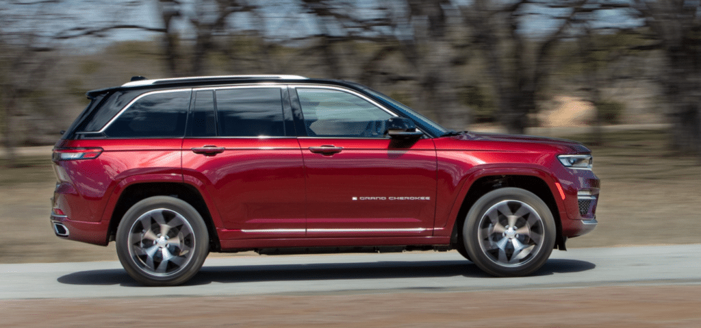 지프, 그랜드 체로키 드라마 '스프링 피버'에 지원