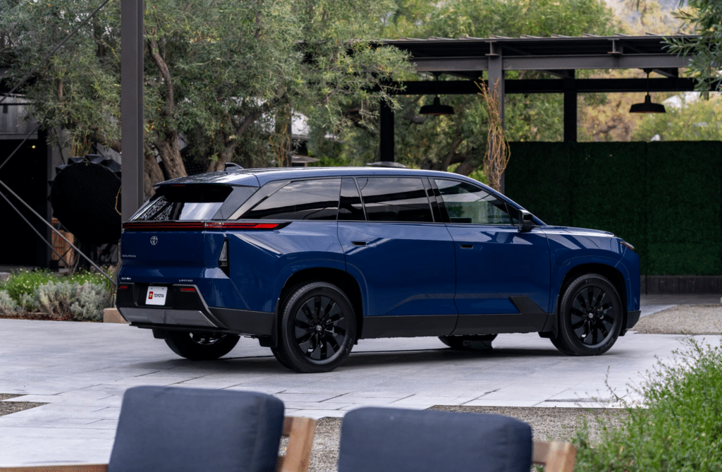 2027 토요타 하이랜더 제원