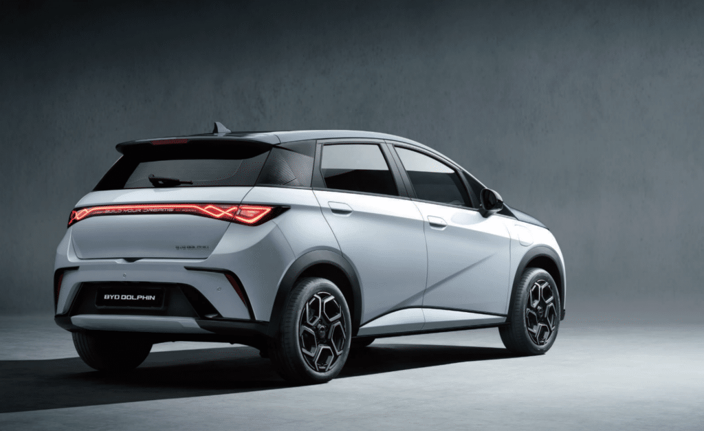 BYD 돌핀 가격