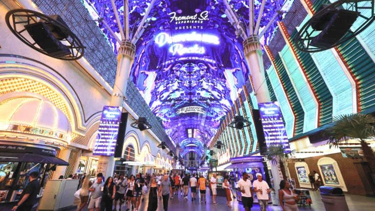 미국 서비스업 종사자 감소