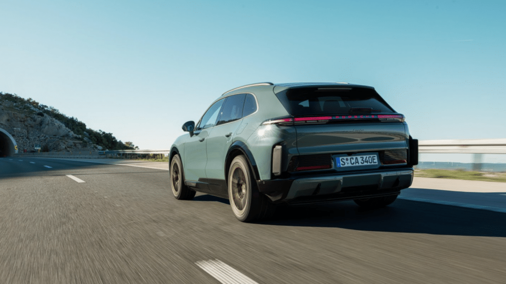 포르쉐 카이엔 일렉트릭 양산