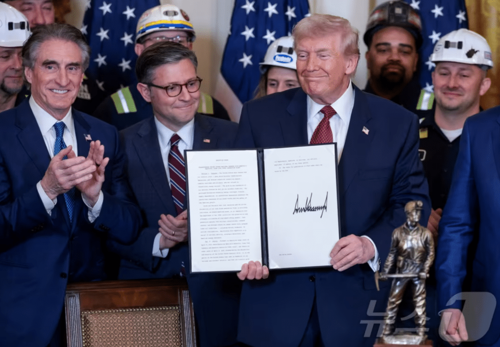 트럼프 대통령, 석탄 수출 무역 합의 발언