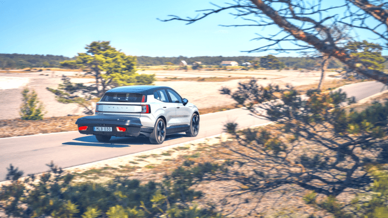 볼보 EX30 가격 인하