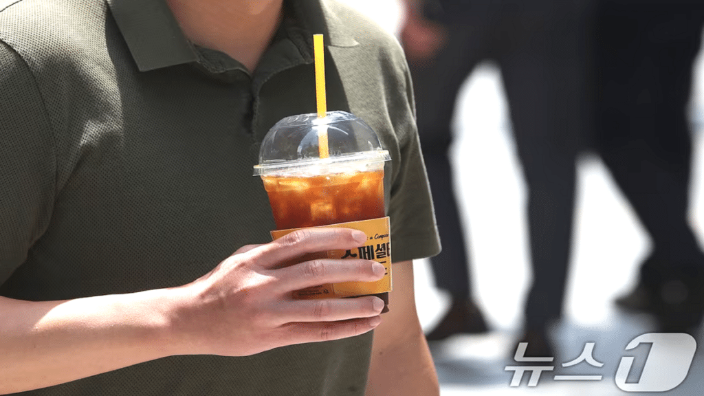 저가 커피 브랜드 푸드 강화