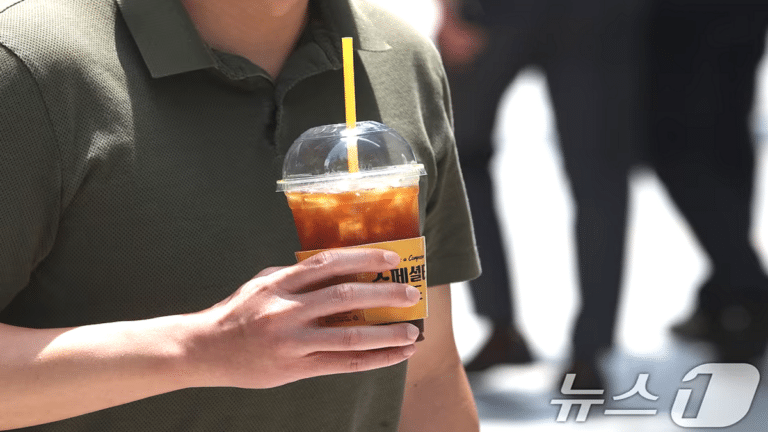 저가 커피 브랜드 푸드 강화