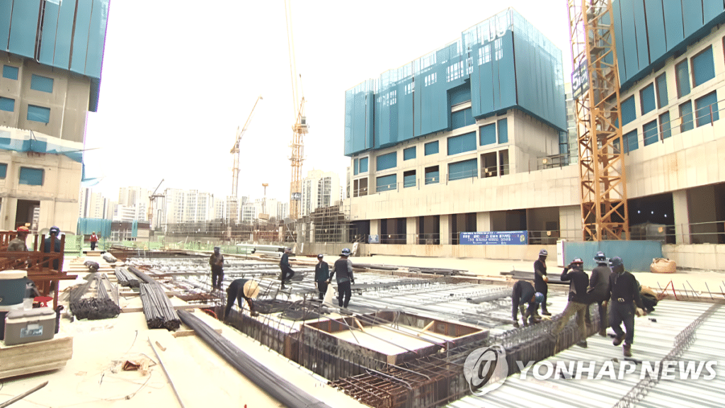 건설업 종사자 21개월 연속 감소