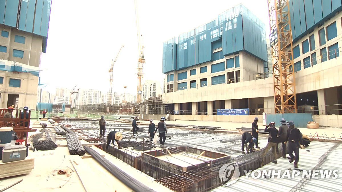 건설업 종사자 21개월 연속 감소