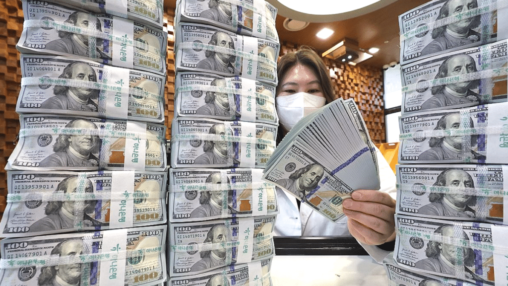 달러-원 환율 한때 1500원 돌파