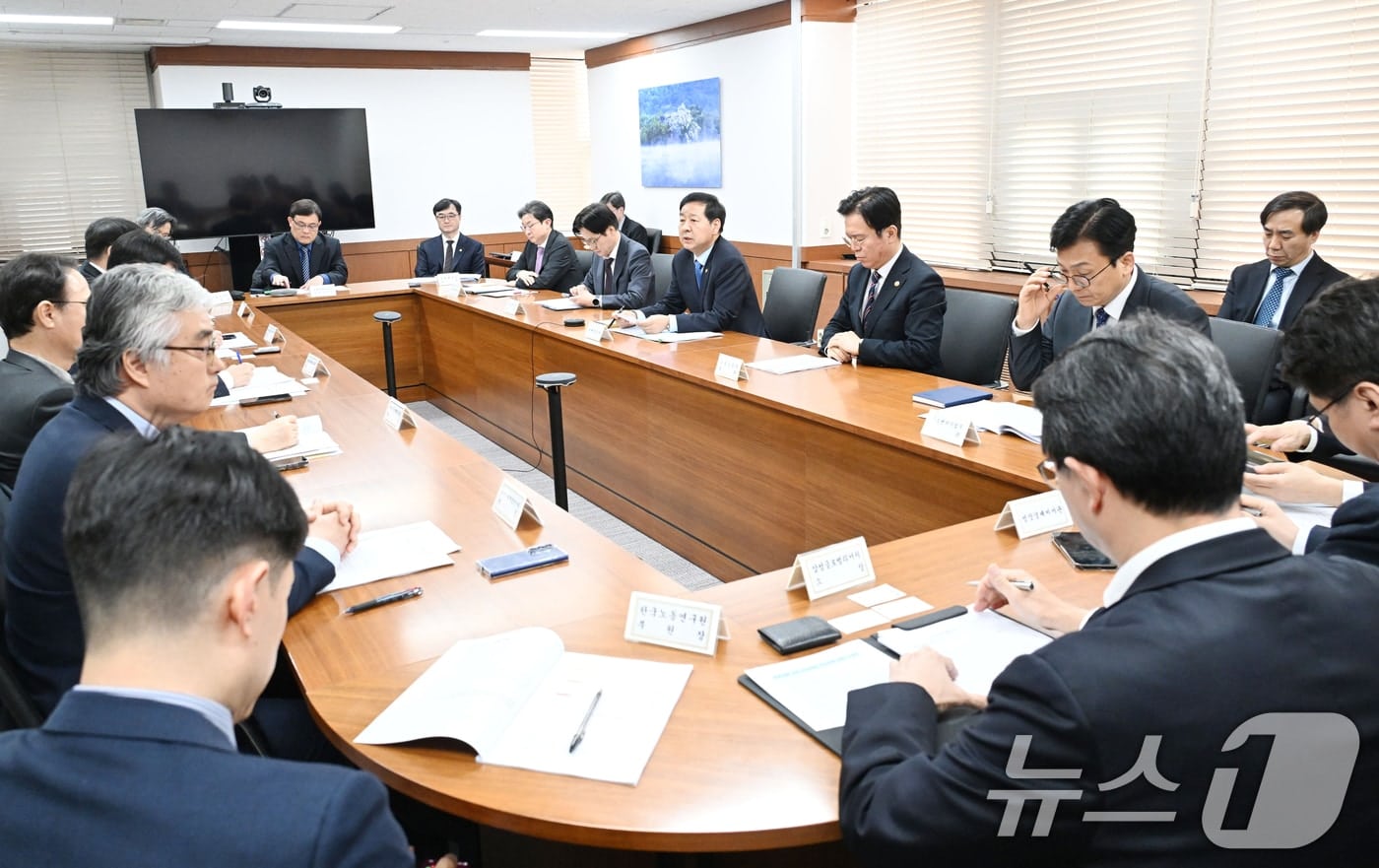 중동發 원료 수급 비상' 中企 "2~3개월 고비…공장 멈출 수도"