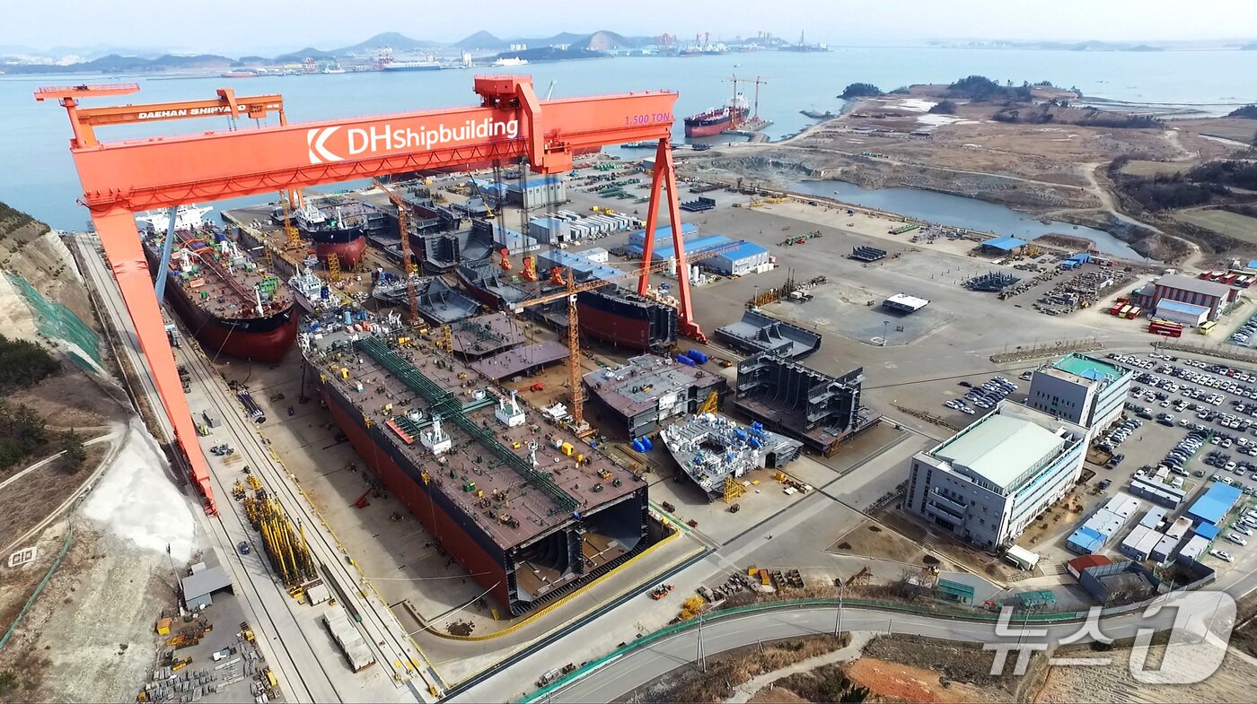 호르무즈 해협 봉쇄에 원유 운임↑…'유조선 특화' 대한조선 '미소' - 뉴스1