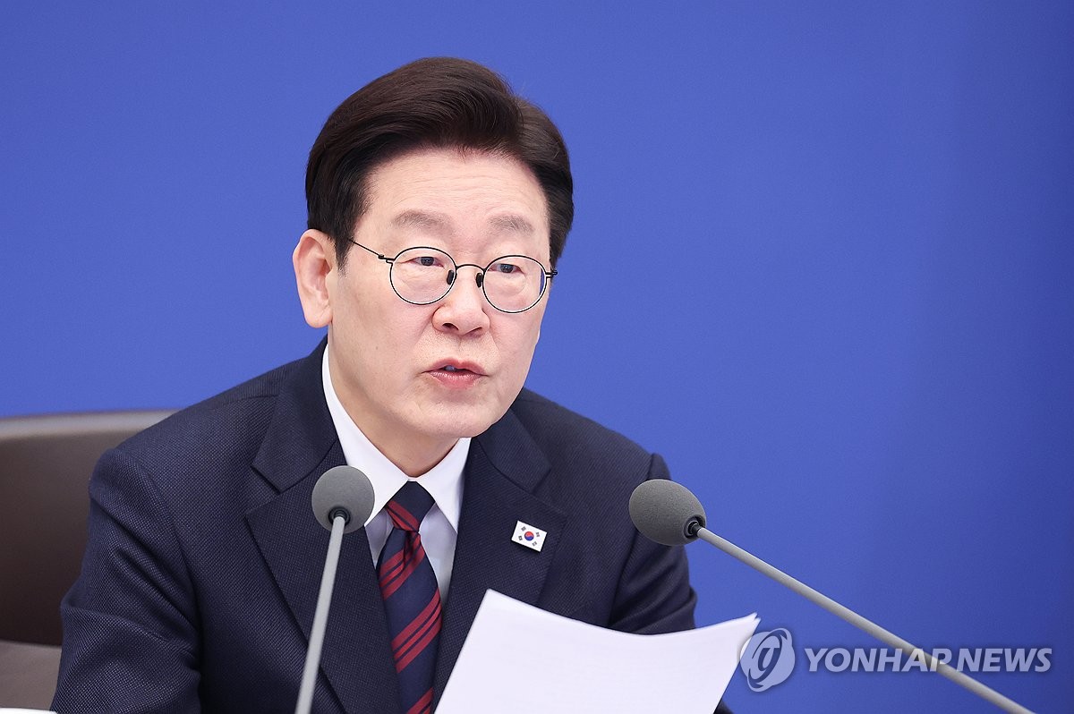 李대통령 "경제 전시 상황에 엄중한 자세…추경, 지방우대 원칙" | 연합뉴스